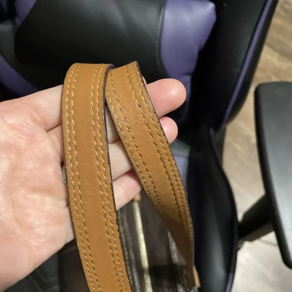 Coach Chelsea Brown Pebbled Leather Tote shoulder bag Flaw Read - Picture 7 of 15